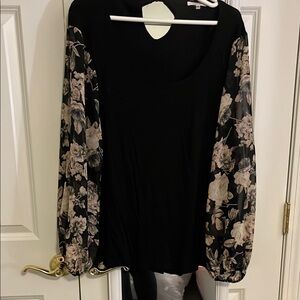 Maurices Black Top W/ Floral Sheer Sleeves Plus Size 2X Shirt